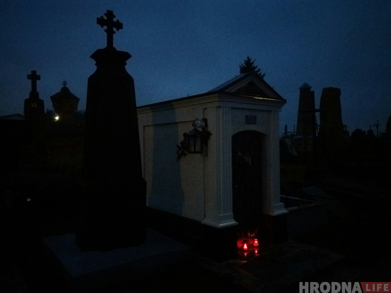 Старыя каталіцкія могілкі ў Гродне на Дзяды Старыя каталіцкія могілкі ў Гродне на Дзяды