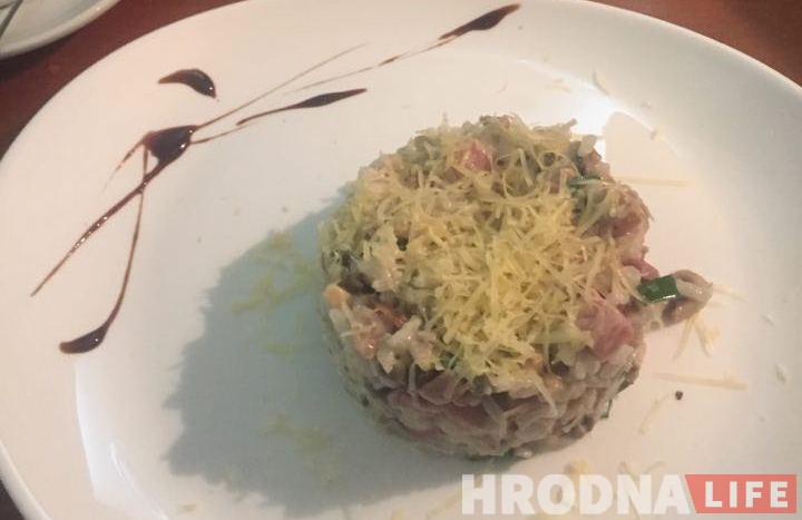 Дзе ў Гродне турысту смачна з'есці. Тэст установаў харчавання з ацэнкай у аленях Святога Губерта