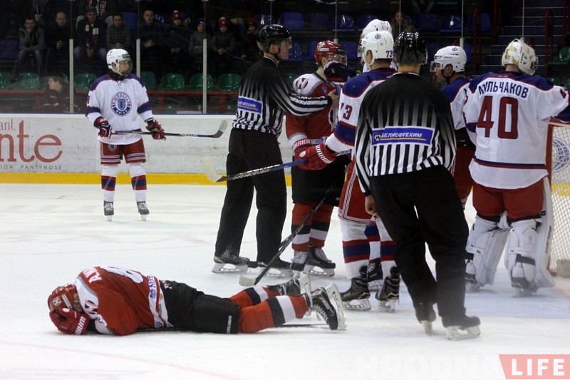 "Нёман" і "Юнацтва" біліся ў Гродне да апошняга, але перамога дасталася гаспадарам "Нёман" і "Юнацтва" біліся ў Гродне да апошняга, але перамога дасталася гаспадарам