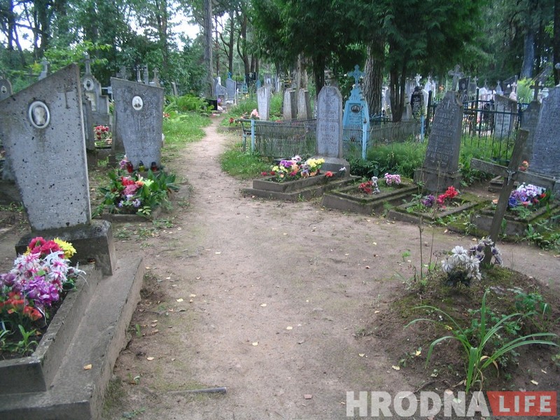 Гадлеўскі пастараўся! Дзе сёння знаходзяцца самыя беларускія могілкі Гродзеншчыны