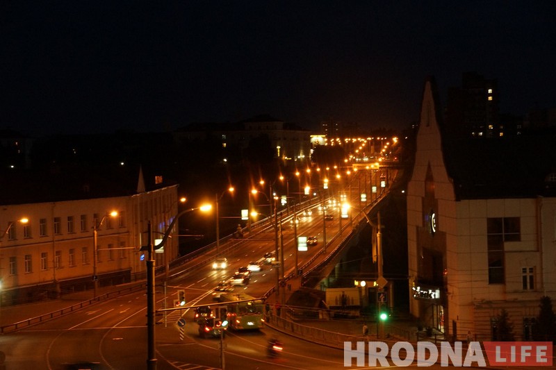 Бары, боўлінг і вакзал: куды пайсці і чым заняцца ў Гродне ноччу? Начны Гродна да замены асвятлення. Фота: Hrodna.life