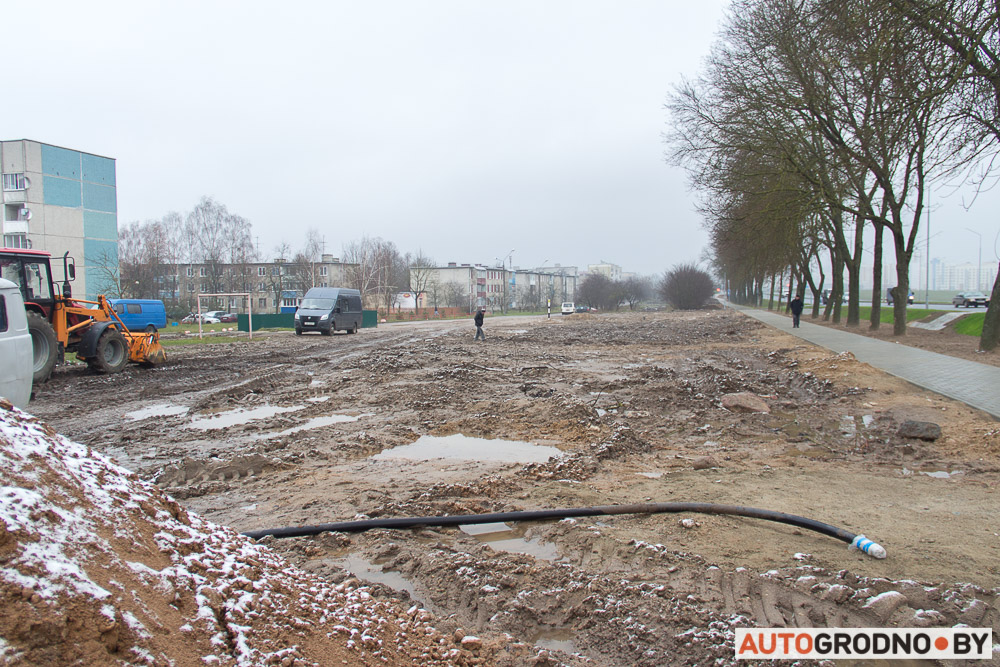 “Паглядзіце, што тут адбываецца”. Індурскую шашу аднавілі, а прылеглыя тэрыторыі?