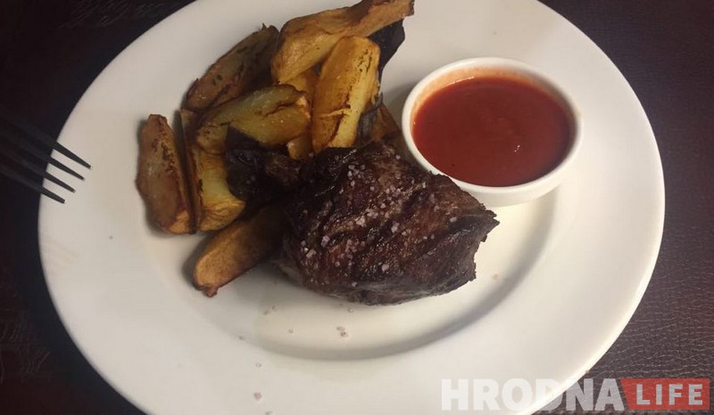 Дзе ў Гродне турысту смачна з'есці. Тэст установаў харчавання з ацэнкай у аленях Святога Губерта