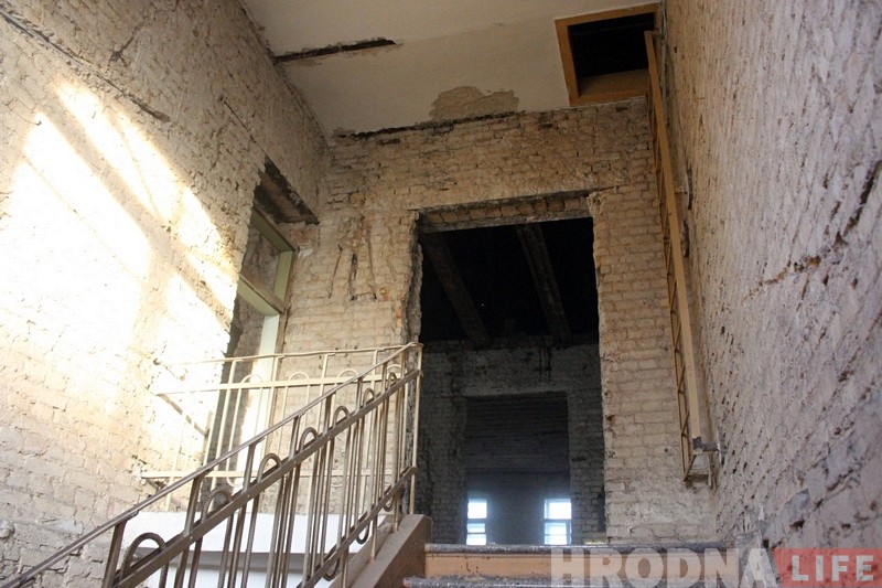 На Замкавай могуць выставіць на продаж будынак пачатку XX стагоддзя (фота знутры) На Замкавай могуць выставіць на продаж будынак пачатку XX стагоддзя (фота знутры)