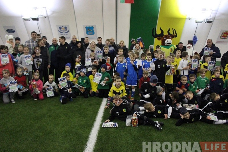 У навагоднім турніры па футболе "Baby cup" прыняло ўдзел больш за 120 дзяцей У навагоднім турніры па футболе "Baby cup" прыняло ўдзел больш за 120 дзяцей
