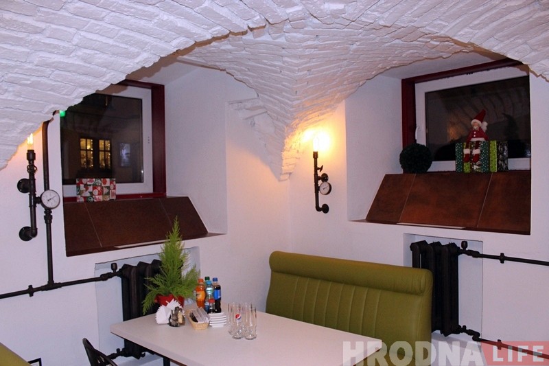 У цэнтры Гродна на месцы «Чабурэчнай» адкрылася кафэ «Хотей». Для першых кліентаў - зніжкі