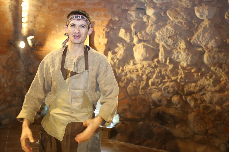 Пасля працяглай рэстаўрацыі ў Лідскім замку адкрылі вежу Вітаўта (фота)