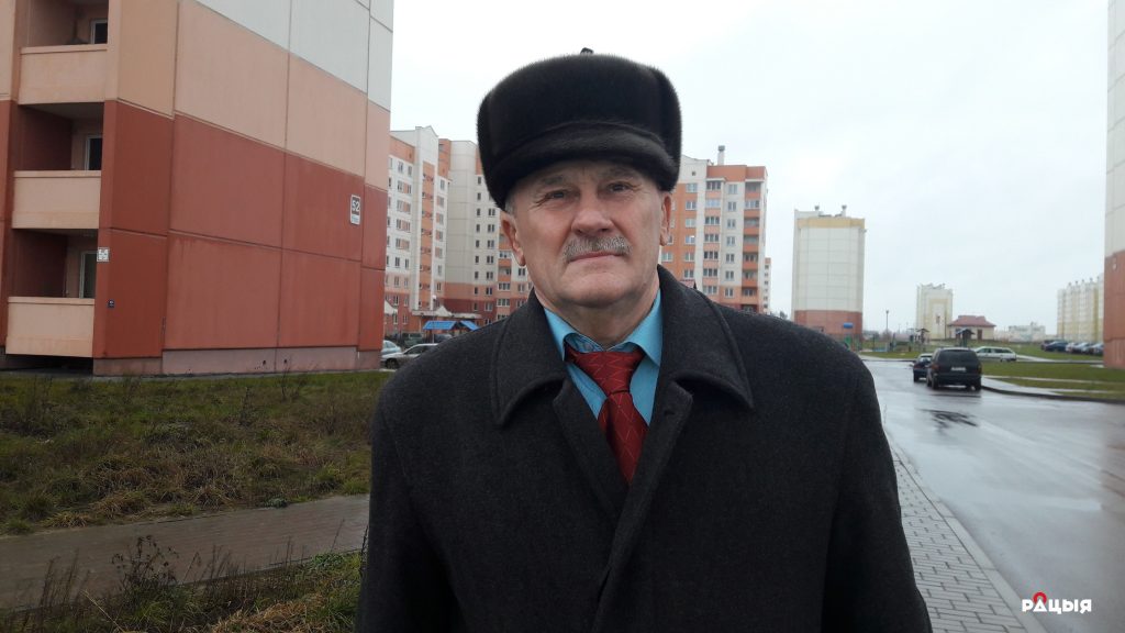 “Звычайна перанакіроўвалі да намеснікаў”:  актывіст дамогся сустрэчы са старшынёй аблвыканкама Уладзімірам Краўцовым