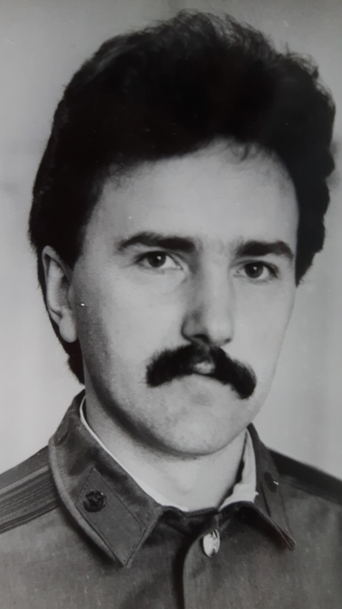 Здымак зроблены ў другой палове лета 1987-га, у час збораў у армейскай газеце