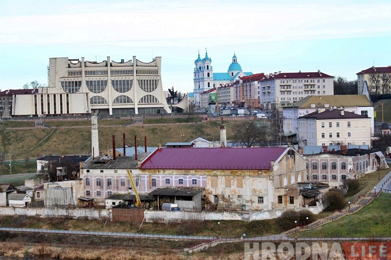 На гродзенскім піўзаводзе аднавілі дах. Засталося знайсці пакупніка