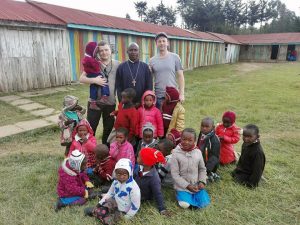"Жудасная галеча, хочацца хоць некаму дапамагчы". Сябры-гродзенцы зноў паехалі з місіяй у Кенію "Жудасная галеча, хочацца хоць некаму дапамагчы". Сябры-гродзенцы зноў паехалі з місіяй у Кенію