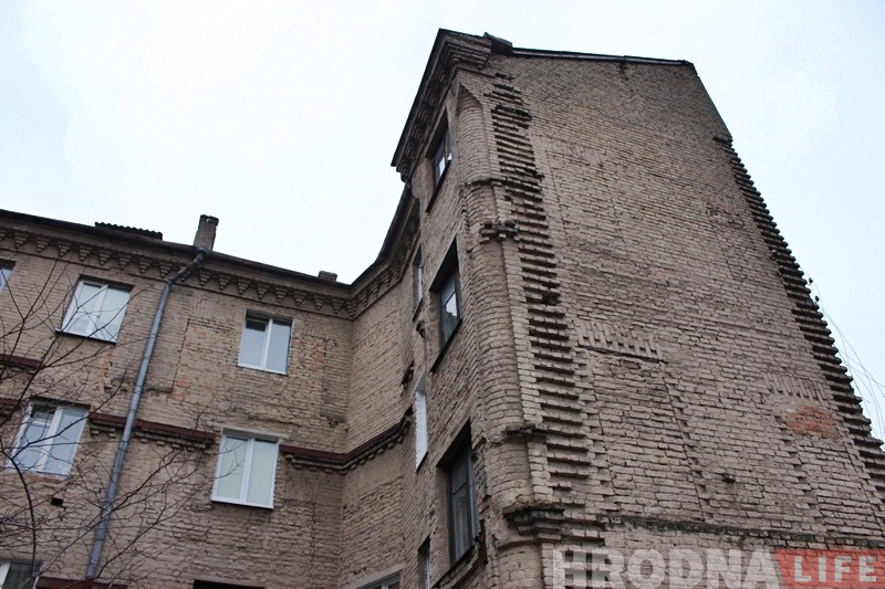 У Гродне пачаўся рамонт самага вялікага дарэвалюцыйнага жылога дома У Гродне пачаўся рамонт самага вялікага дарэвалюцыйнага жылога дома