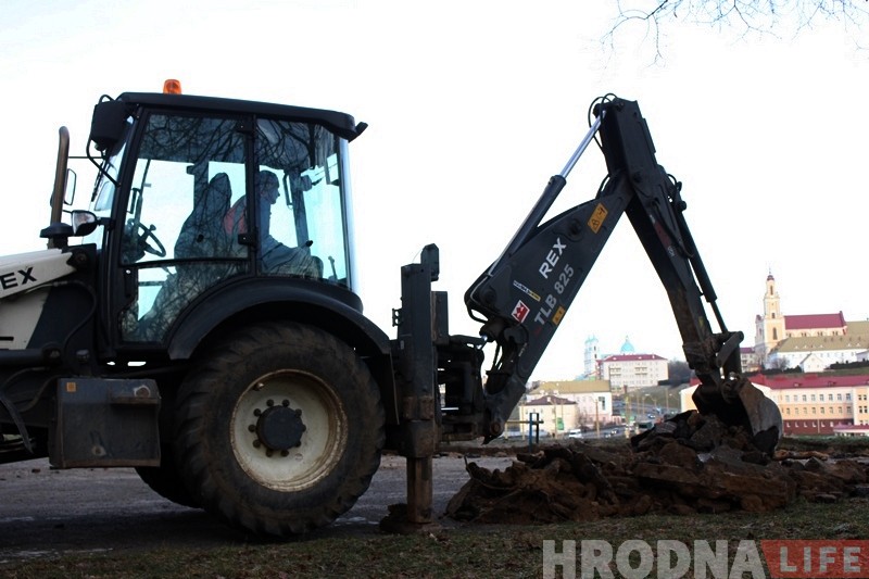 На Дарвіна пачалі рыхтаваць тэрыторыю пад назіральную пляцоўку На Дарвіна пачалі рыхтаваць тэрыторыю пад назіральную пляцоўку