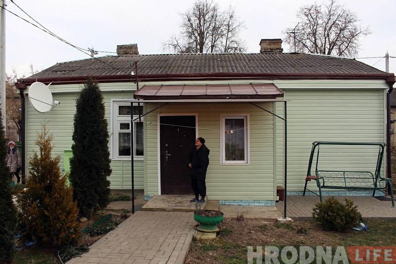 "Гэтую каштоўнасць ніхто ніколі не рамантаваў". Чаму стары дом на Рэйманта абшываюць сайдынгам "Гэтую каштоўнасць ніхто ніколі не рамантаваў". Чаму стары дом на Рэйманта абшываюць сайдынгам