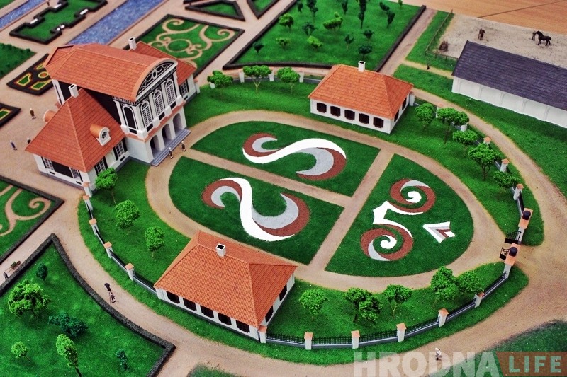 У Гродне адбудавалі каралеўскую рэзідэнцыю Аўгустова. У маштабе 1/100 У Гродне адбудавалі каралеўскую рэзідэнцыю Аўгустова. У маштабе 1/100