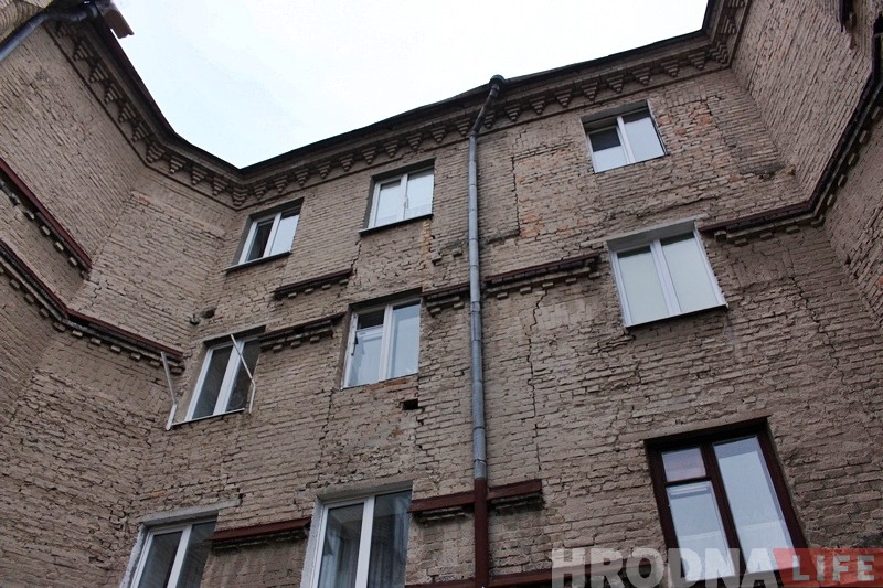 У Гродне пачаўся рамонт самага вялікага дарэвалюцыйнага жылога дома У Гродне пачаўся рамонт самага вялікага дарэвалюцыйнага жылога дома
