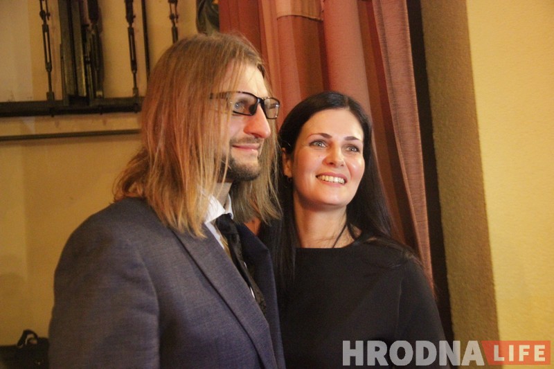 «Няма розніцы, для каго граць». Лешэк Можджар выйшаў басанож, а Кірыл Кедук зрабіў заўвагу слухачам