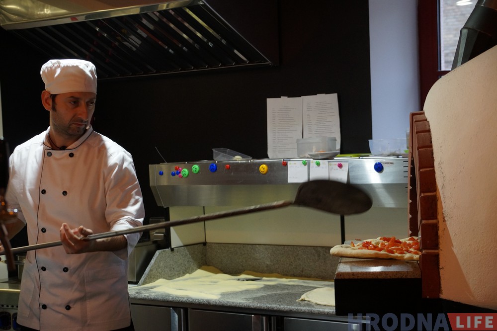 Дело “с огоньком”. Сицилиец приехал в Гродно, чтобы готовить итальянскую пиццу на живом огне