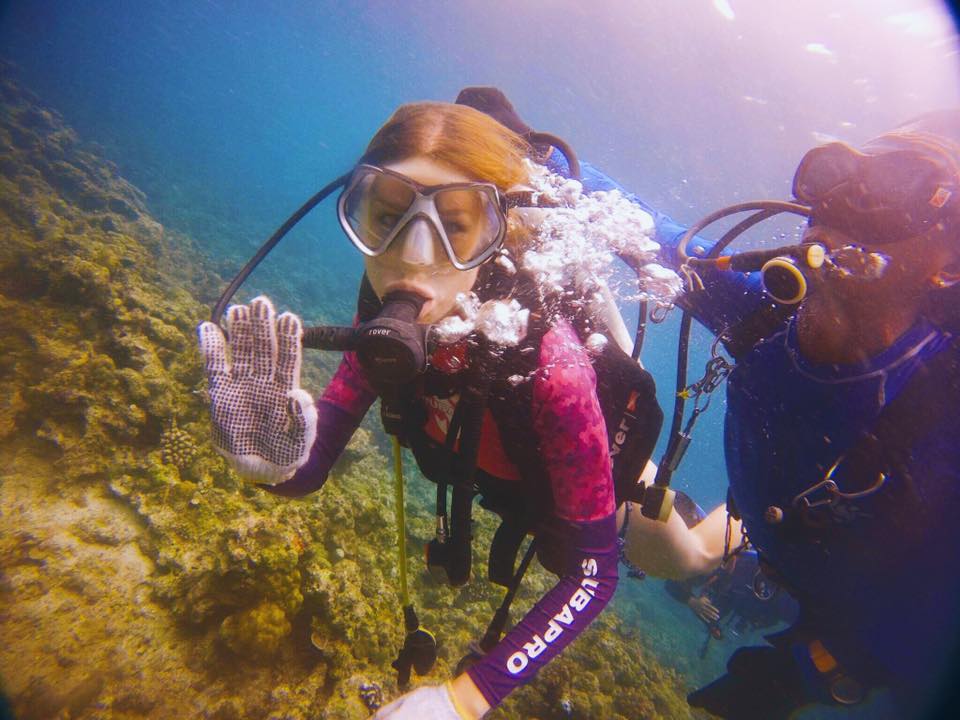 Каралевы прыгажосці сартуюць адходы! Першая беларуска з конкурса Міс Зямля і першая Міс Гродзенскай ЖКГ сталі за канвеер смеццесартавальнага завода Каралевы прыгажосці сартуюць адходы! Першая беларуска з конкурса Міс Зямля і першая Міс Гродзенскай ЖКГ сталі за канвеер смеццесартавальнага завода