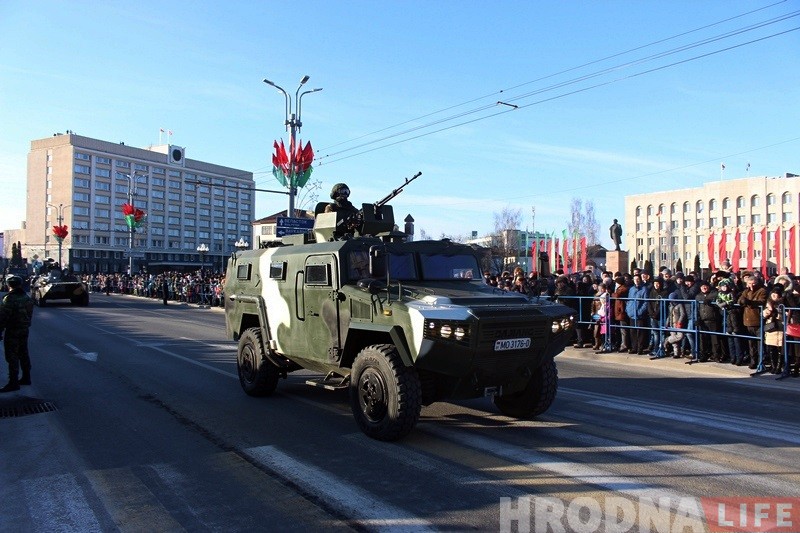 У Гродне з размахам адзначаюць 100-годдзе Узброеных сіл У Гродне з размахам адзначаюць 100-годдзе Узброеных сіл