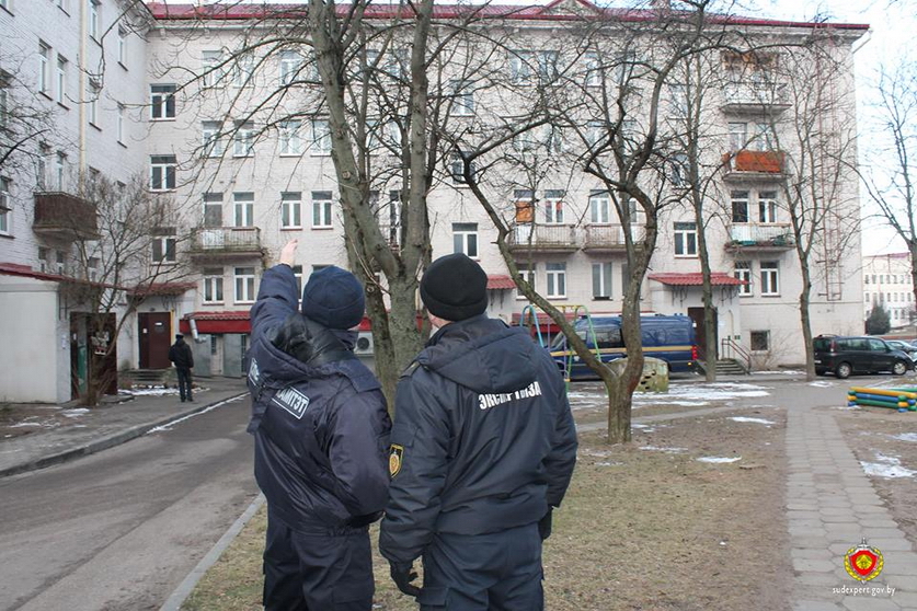 Жыхары дома ў Гродне, дзе з-за ўгарнага газу памерла дзяўчынка: "Пасля капрамонту былі праблемы з цягай"