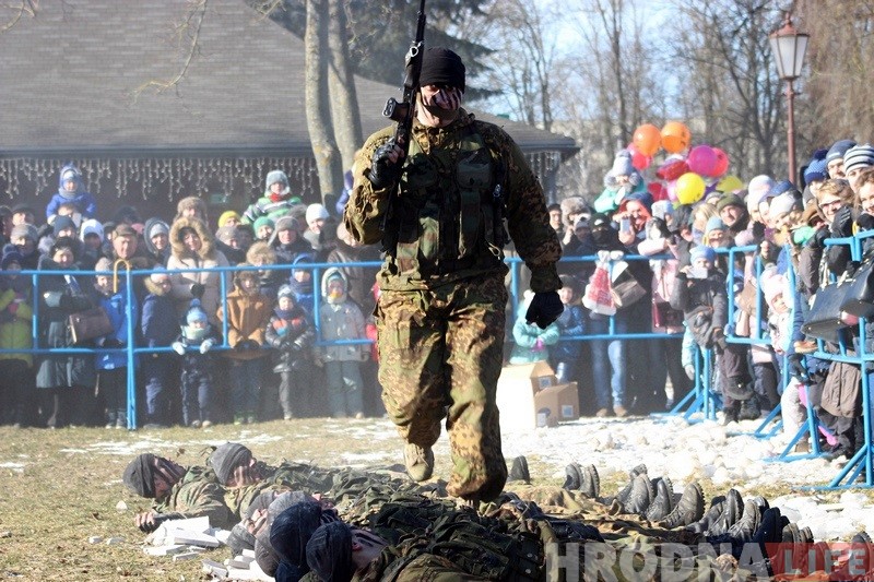 У Гродне з размахам адзначаюць 100-годдзе Узброеных сіл У Гродне з размахам адзначаюць 100-годдзе Узброеных сіл