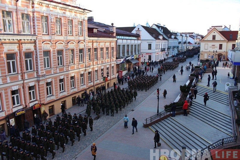 У Гродне з размахам адзначаюць 100-годдзе Узброеных сіл У Гродне з размахам адзначаюць 100-годдзе Узброеных сіл