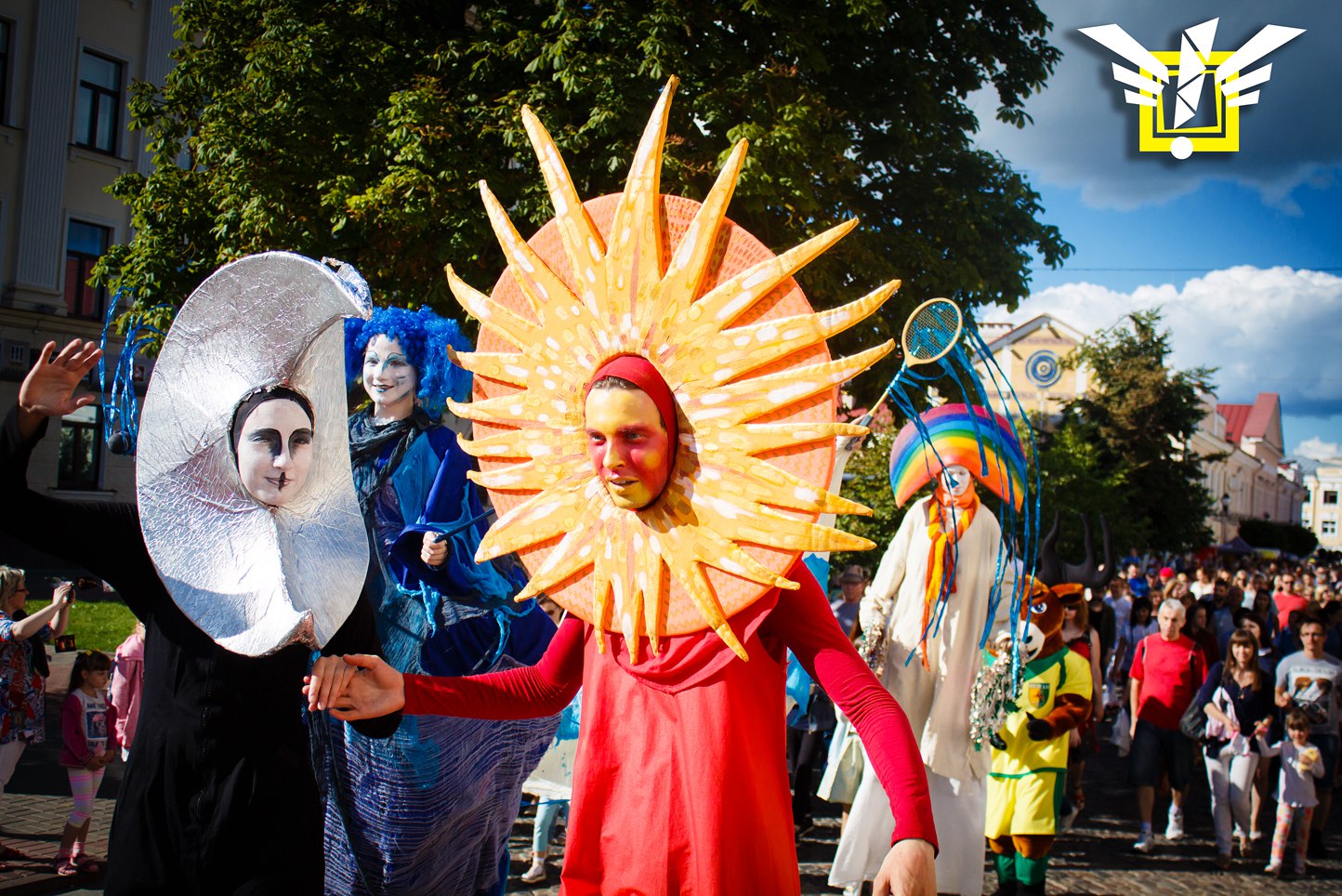 Чаму брэндам выгадна супрацоўнічаць з культурай: распавядае арганізатар гродзенскага Біг-міні фестывалю вулічнага мастацтва Чаму брэндам выгадна супрацоўнічаць з культурай: распавядае арганізатар гродзенскага Біг-міні фестывалю вулічнага мастацтва