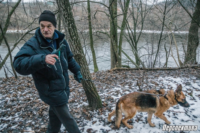 Сантэхнік на пенсіі: плавае кожны дзень зімой у Нёмане