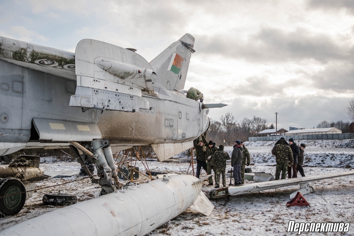Навошта ў Скідзель даставілі франтавы бамбардзіроўшчык Су-24М?