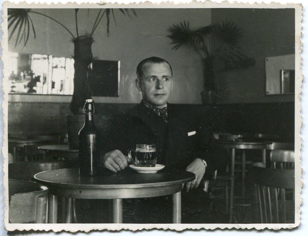 Знаёмства з кнігай: “На Гродзенскім бруку” Андрэя Вашкевіча і Віктара Саяпіна