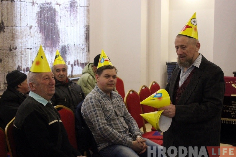 Гродзенскія яўрэі ў сінагозе адзначылі Пурым Гродзенскія яўрэі ў сінагозе адзначылі Пурым