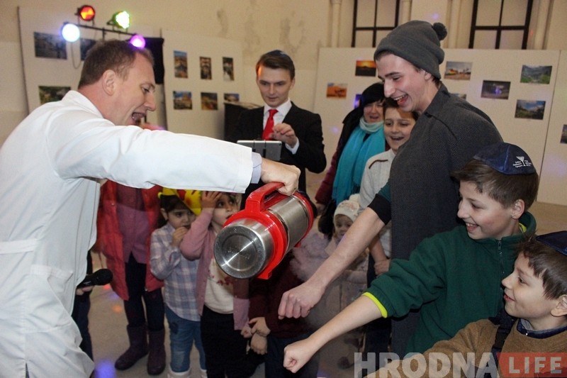 Гродзенскія яўрэі ў сінагозе адзначылі Пурым Гродзенскія яўрэі ў сінагозе адзначылі Пурым