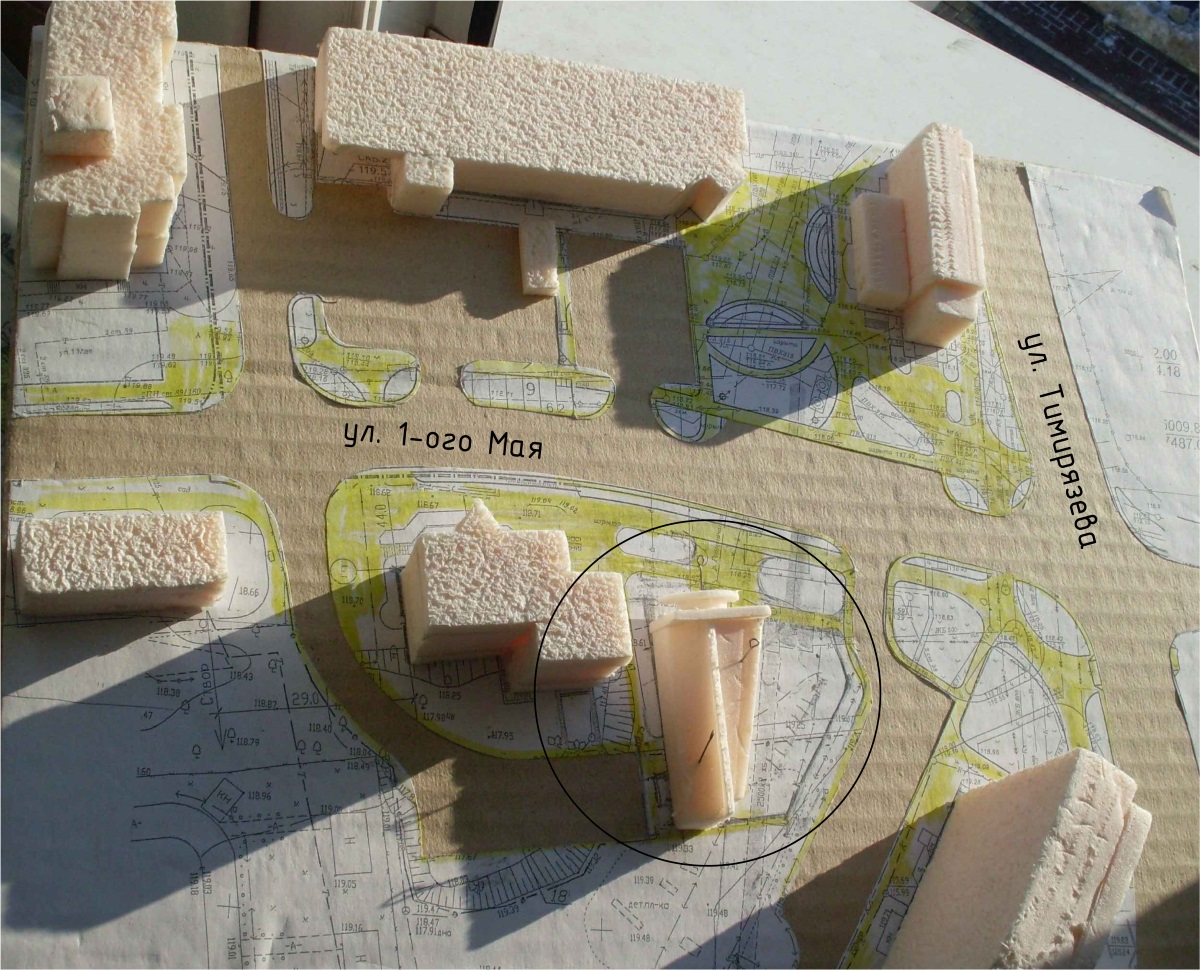 «Не гіганцкі ангар сеткавага абслугоўвання». Чаму трэба будаваць кавярню ў двары дома, тлумачыць архітэктар Аляксандр Штэн