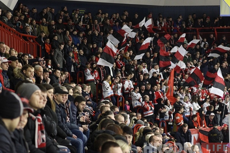 "Нёман" прайграў і даў магчымасць "Юнацтву" зраўняць лік у серыі "Нёман" прайграў і даў магчымасць "Юнацтву" зраўняць лік у серыі