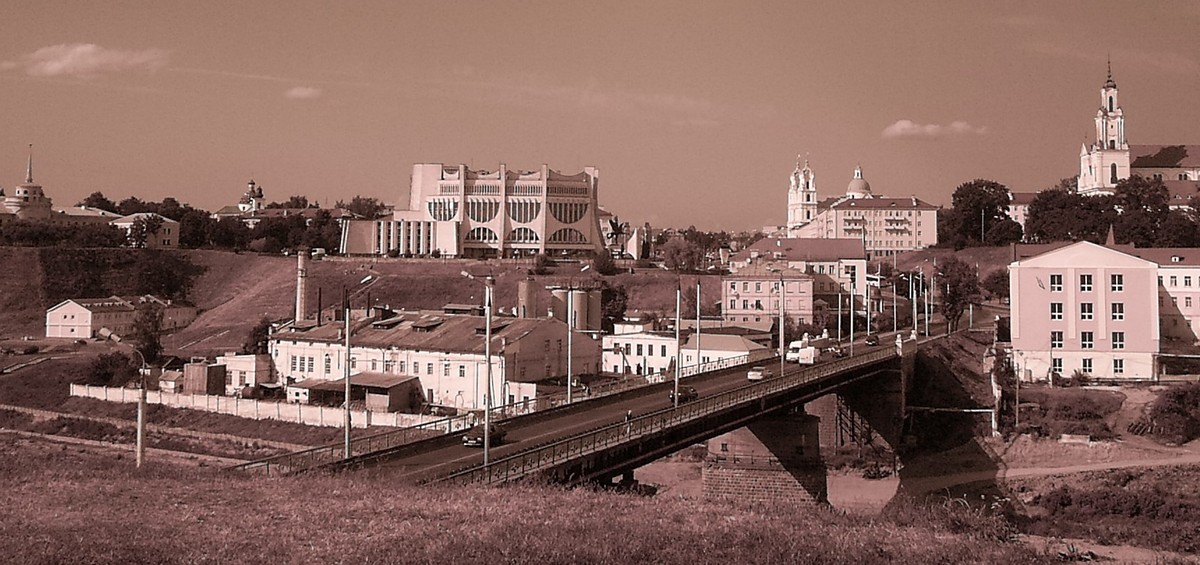 Як выглядаў кляштар на месцы драмтэатра ў Гродне - шмат старых фота
