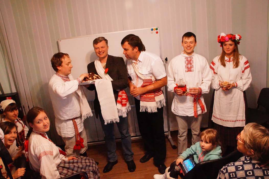 Найбольш слухачоў хадзіла на Вольскага, найменш – у маразы: курсы “Мова Нанова” ў Гродне адзначылі 4 гады