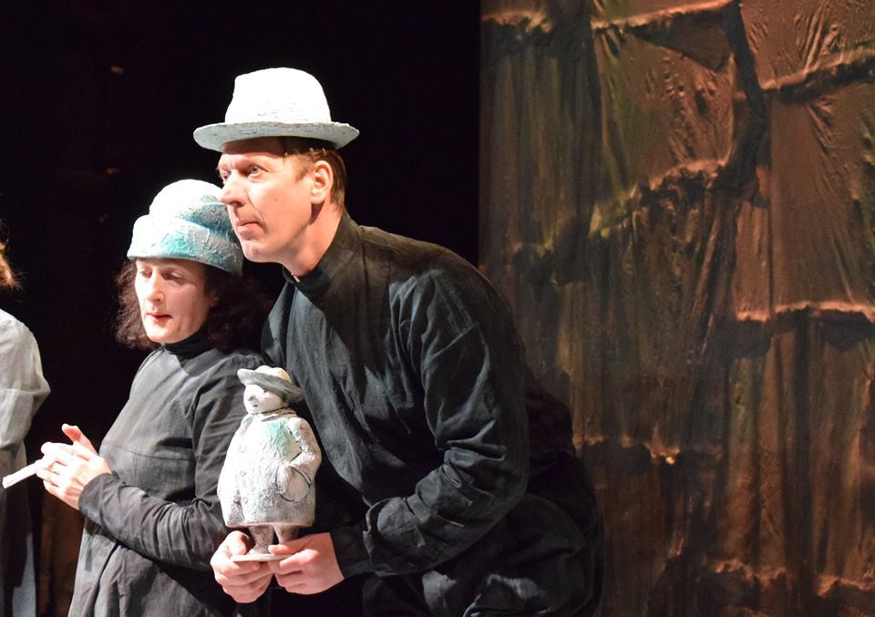 «Памры, але паглядзі спектакль!» Аляксандр Цебянькоў аб прэм'еры "Абяцання на досвітку" ў тэатры лялек