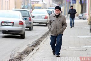 "Ну іх жа ніхто не штурхае". Што думаюць маладыя гродзенцы пра тое, як зрабіць Гродна прыязным да сталых людзей