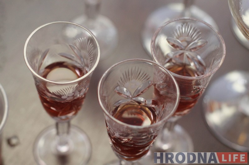 “Лепшы спосаб захаваць вінаград – зрабіць віно”. Беларускі вінароб пра сваю справу