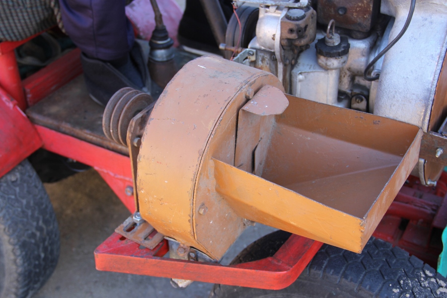 Пенсіянер з Ліды спалучыў «Запарожац», матацыкл і ровар. Глядзіце, што атрымалася