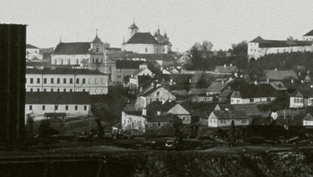 Ад казармаў да ўніверсітэта: гісторыя гродзенскага будынка, дзе знайшлі таямнічыя шкілеты