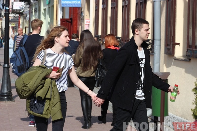 Прыйшла вясна: гродзенцы пачынаюць распранацца Прыйшла вясна: гродзенцы пачынаюць распранацца