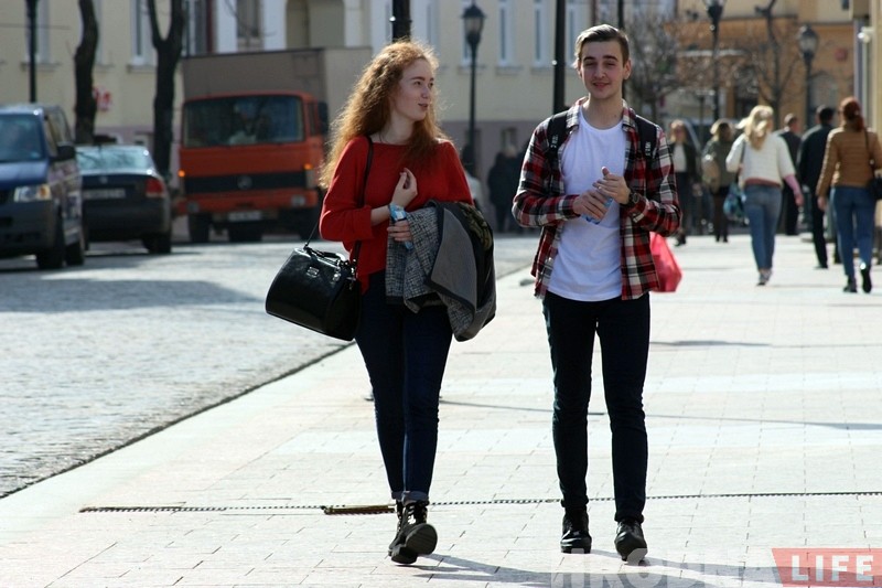 Прыйшла вясна: гродзенцы пачынаюць распранацца Прыйшла вясна: гродзенцы пачынаюць распранацца