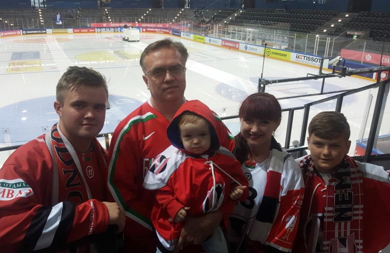 За два года больше 100 матчей:  как гродненская семья Мухиных болеет за "Неман"