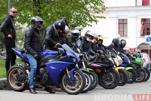 "Мы едзем сюды адпачываць і грошы пакідаць, а не стаяць на мяжы". Літоўскія байкеры пра прыезд у Гродна