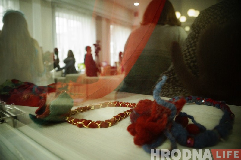 «Нават моль шануе мастацтва». Дызайнерка Алена Вітко паказала гродзенцам магію з воўны «Нават моль шануе мастацтва». Дызайнерка Алена Вітко паказала гродзенцам магію з воўны
