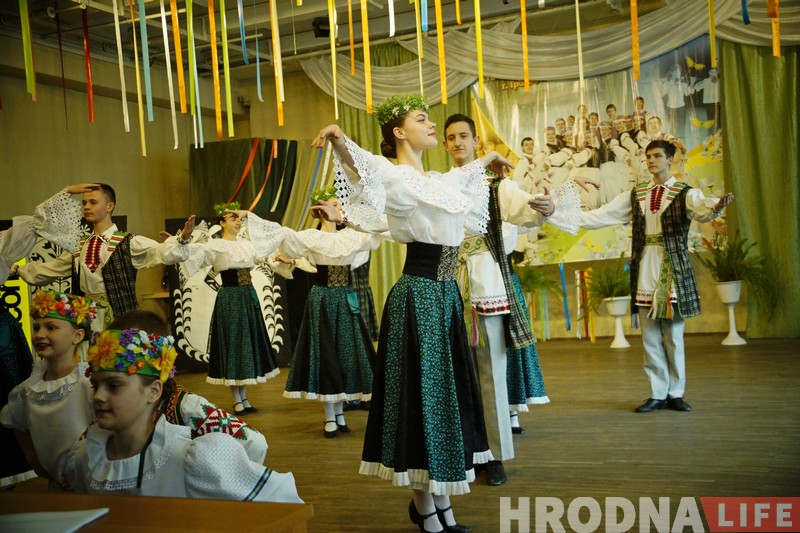 Пераможцы конкурса “Чытаем па-беларуску з velcom” давялі журы да слёз Пераможцы конкурса “Чытаем па-беларуску з velcom” давялі журы да слёз