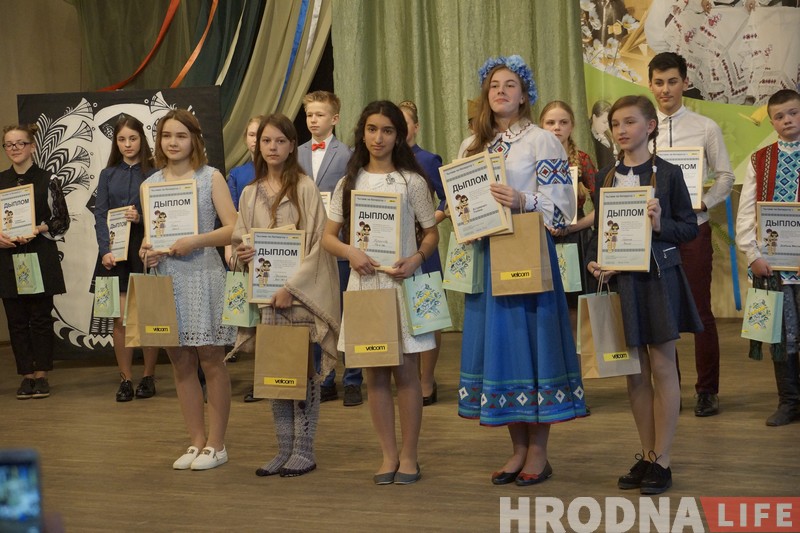 Победители конкурса “Чытаем па-беларуску з velcom” довели жюри до слёз