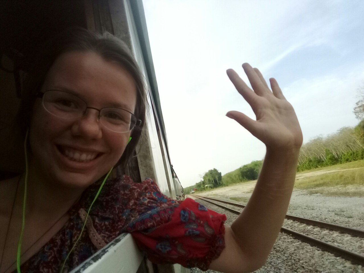 «Возім з сабой тарку для дранікаў». Беларуска з сябрам амаль год падарожнічаюць па свеце без запасу грошаў